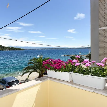 Apartament Kolt - 15m From Sea