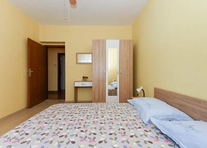 Апартаменты Kolt Кали